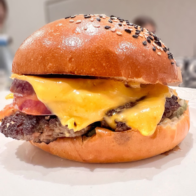 The Cheeseburg