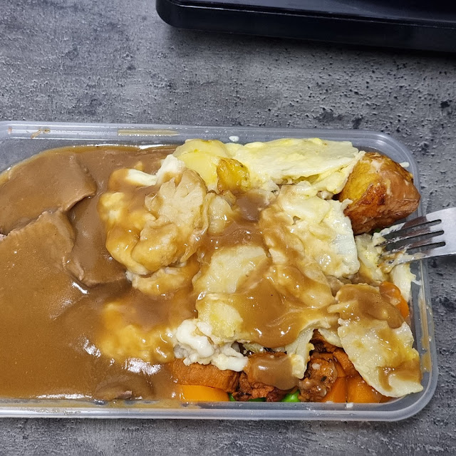 Chips & Gravy