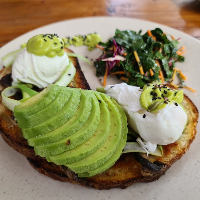Egg's & Avo