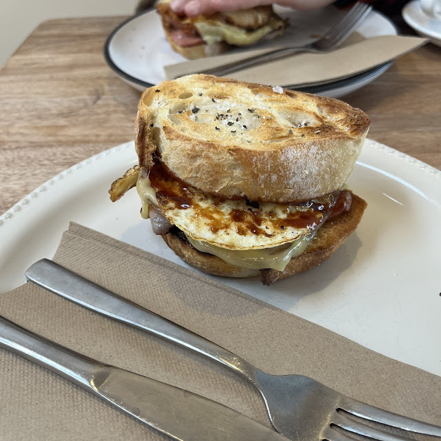 Bacon and Egg Roll