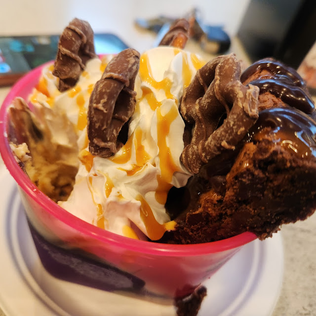Brownie a La Mode