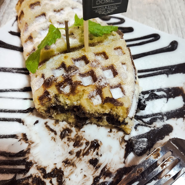 Waffle Chocolate Ice Cream
