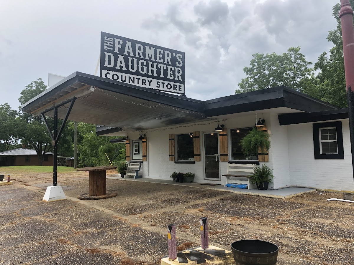 The Farmer's Daughter Country Store