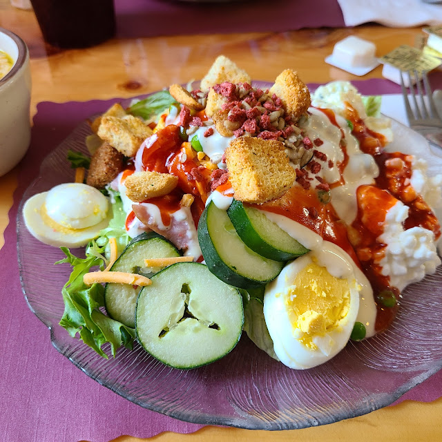 Soup and Salad Bar