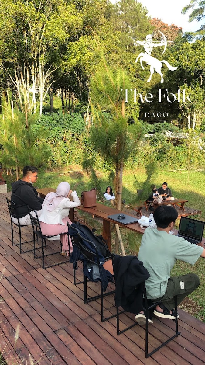 The Folk Dago