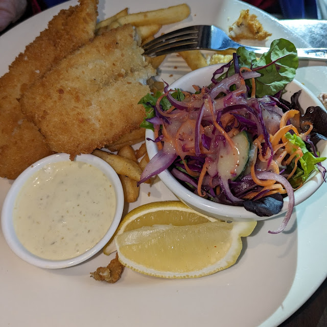 Crumbed Fish & Salad