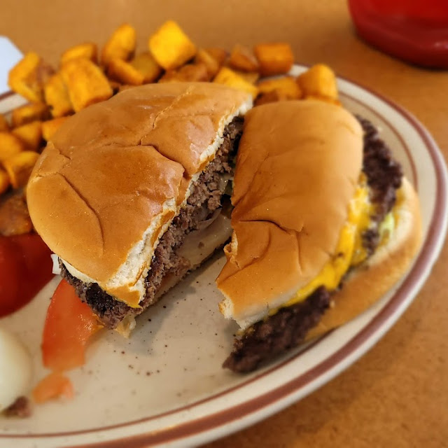 Cheese Burger with American Fries
