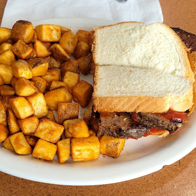 Meatloaf Sandwich with American Fries