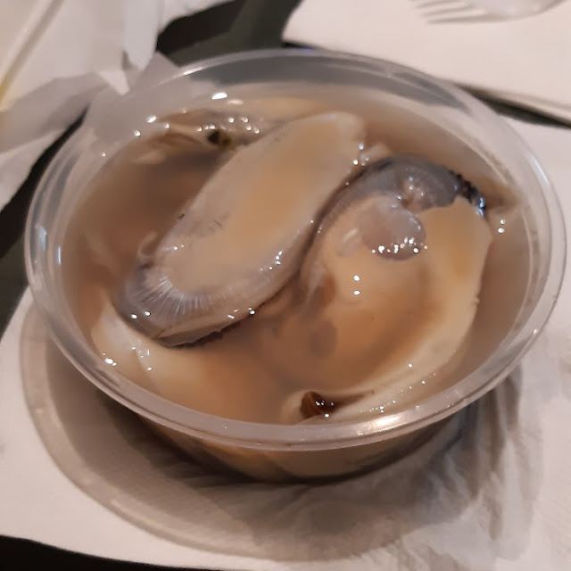 Raw NZ Mussels