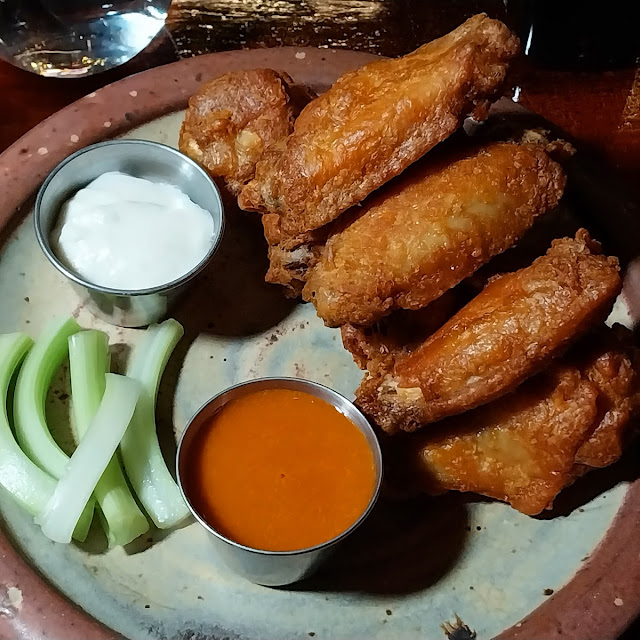 Happy Hour 1 Wings