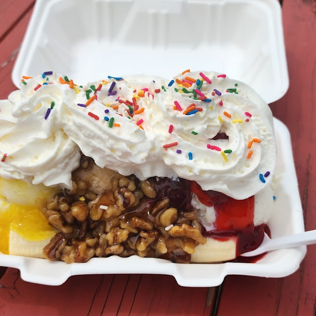 Specialty Sundaes