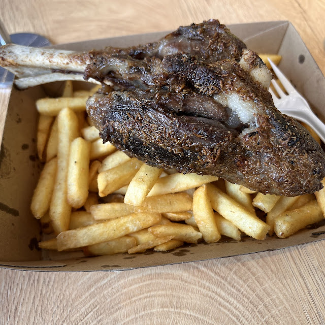 BBQ Lamb Shank with Chips