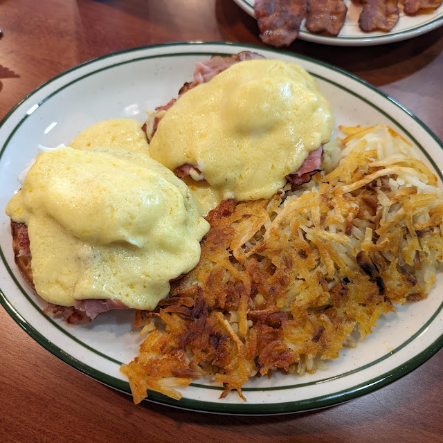 Eggs Benedict