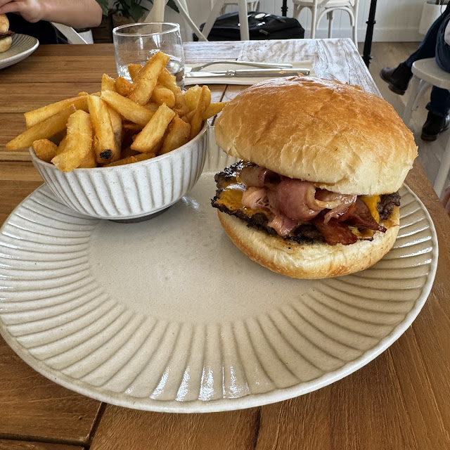 Roast Gravy Roll