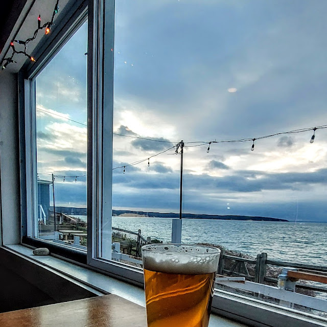 Beer Montauk Wave Chaser