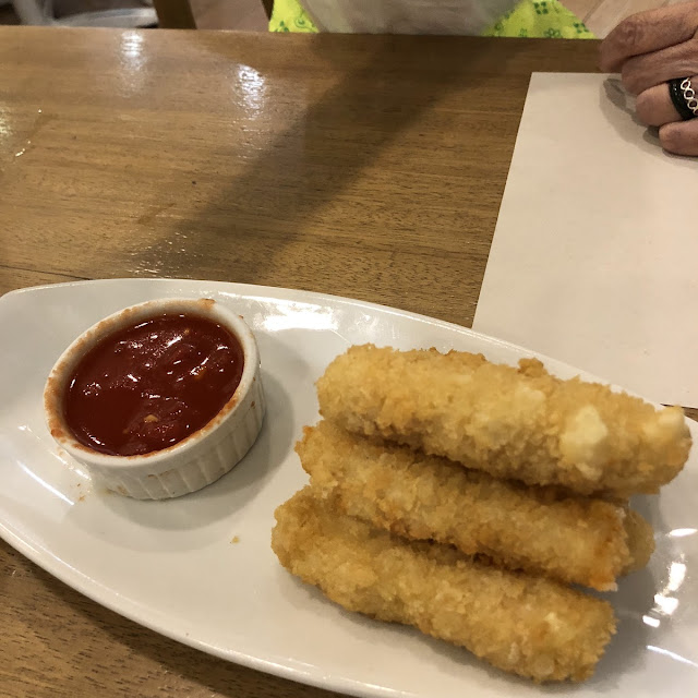 Mozzarella Sticks