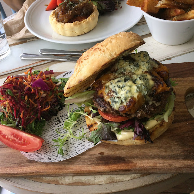 Blues Brothers Burger
