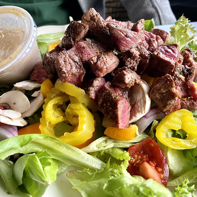 Pondy Filet Mignon Salad