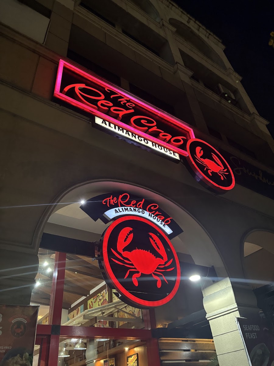 The Red Crab - Tomas Morato