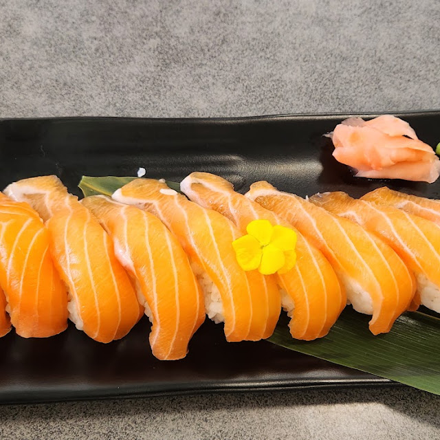 Nigiri Fresh Salmon