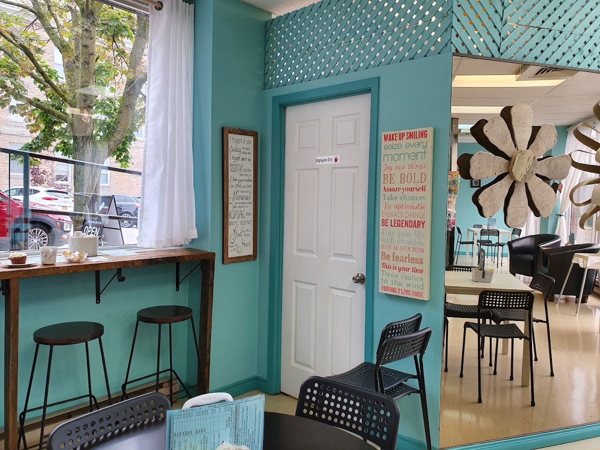 The Sweet Life Cafe