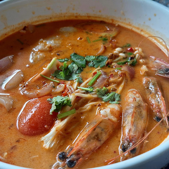 Seafood Tom Yam