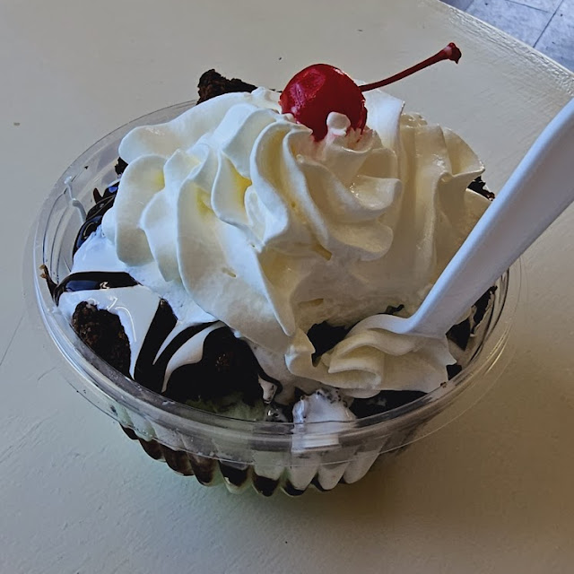 Brownie Sundae
