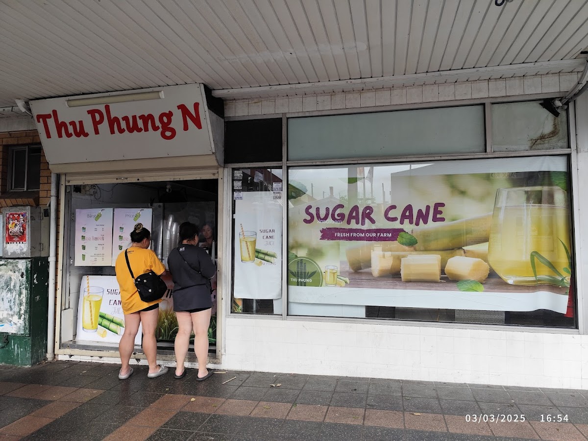 Thu Phung N Sugar Cane Juice Bar