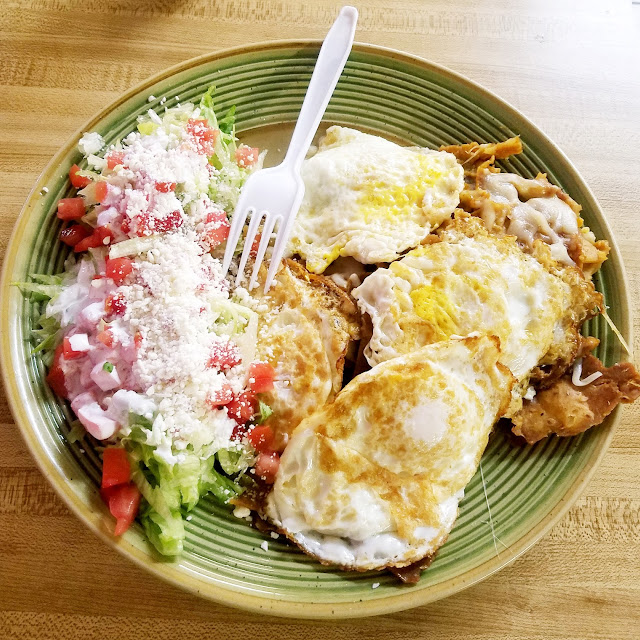 Chilaquiles Con Huevo