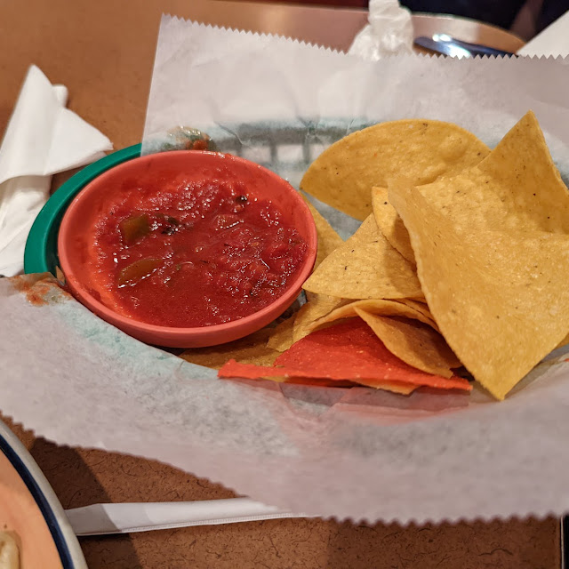 Salsa & Chips