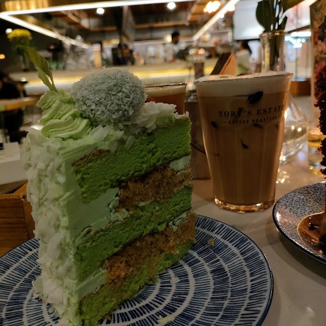 Klepon Cake
