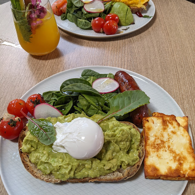 Smashed Avocado Toast with an Extra Side of Halloumi