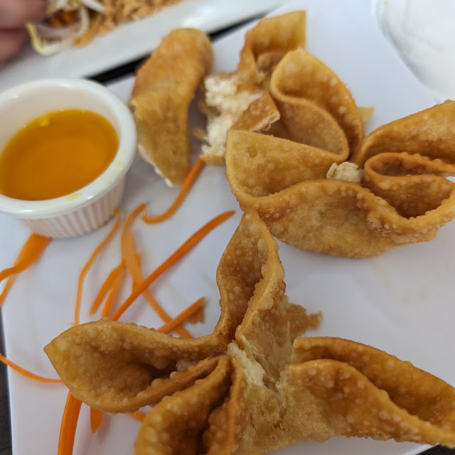 Crab Rangoon