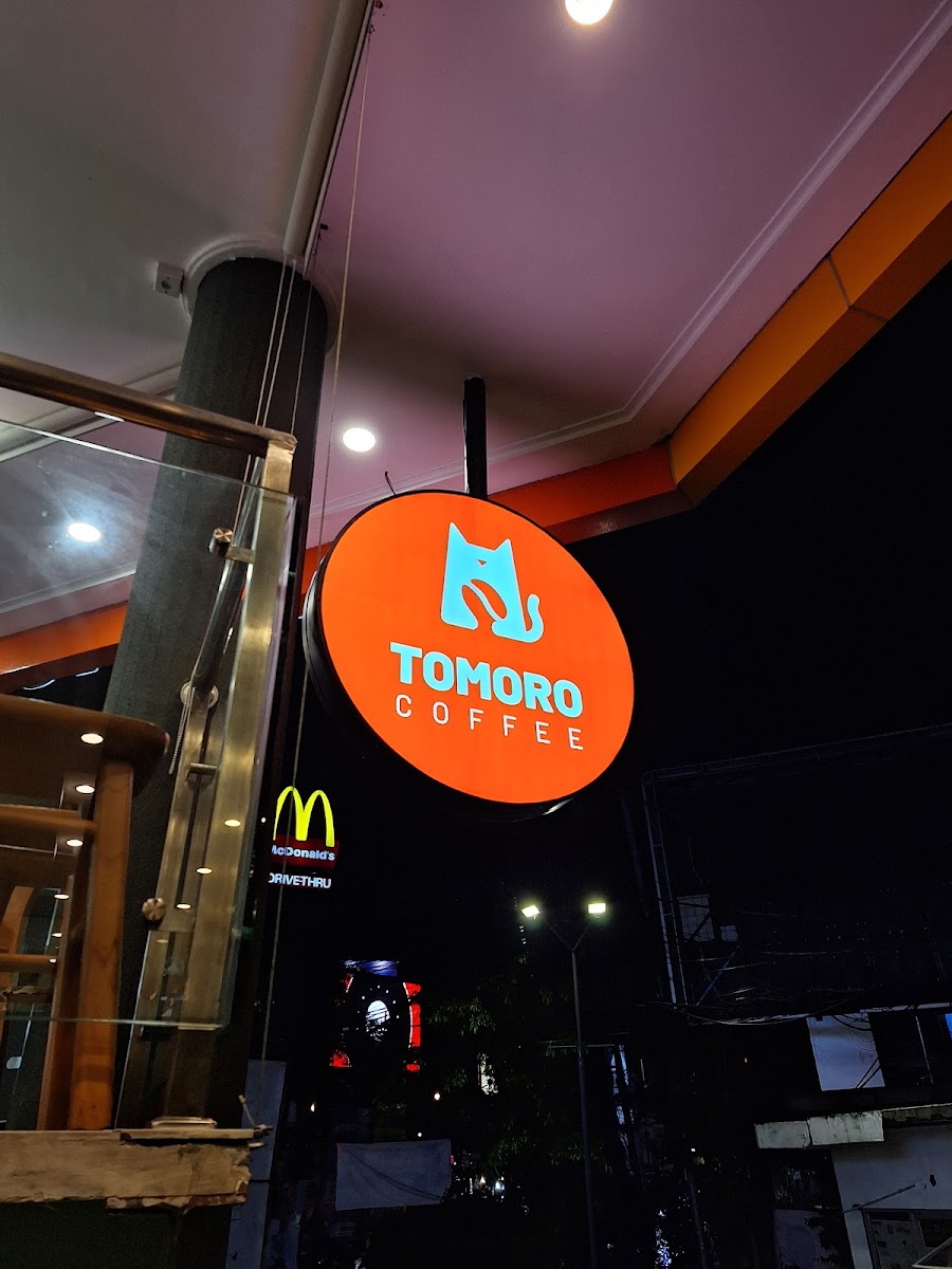 TOMORO COFFEE - Simpang Dago