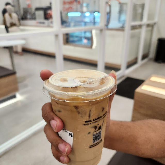 Coconut Aren Latte