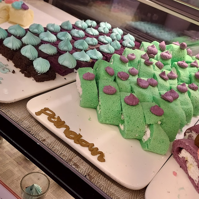 Cakes