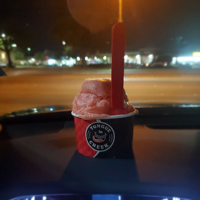 Strawberry Champagne Pint