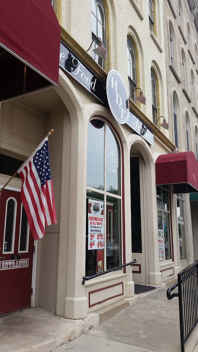 TONY'S - Downtown Sandusky, OH