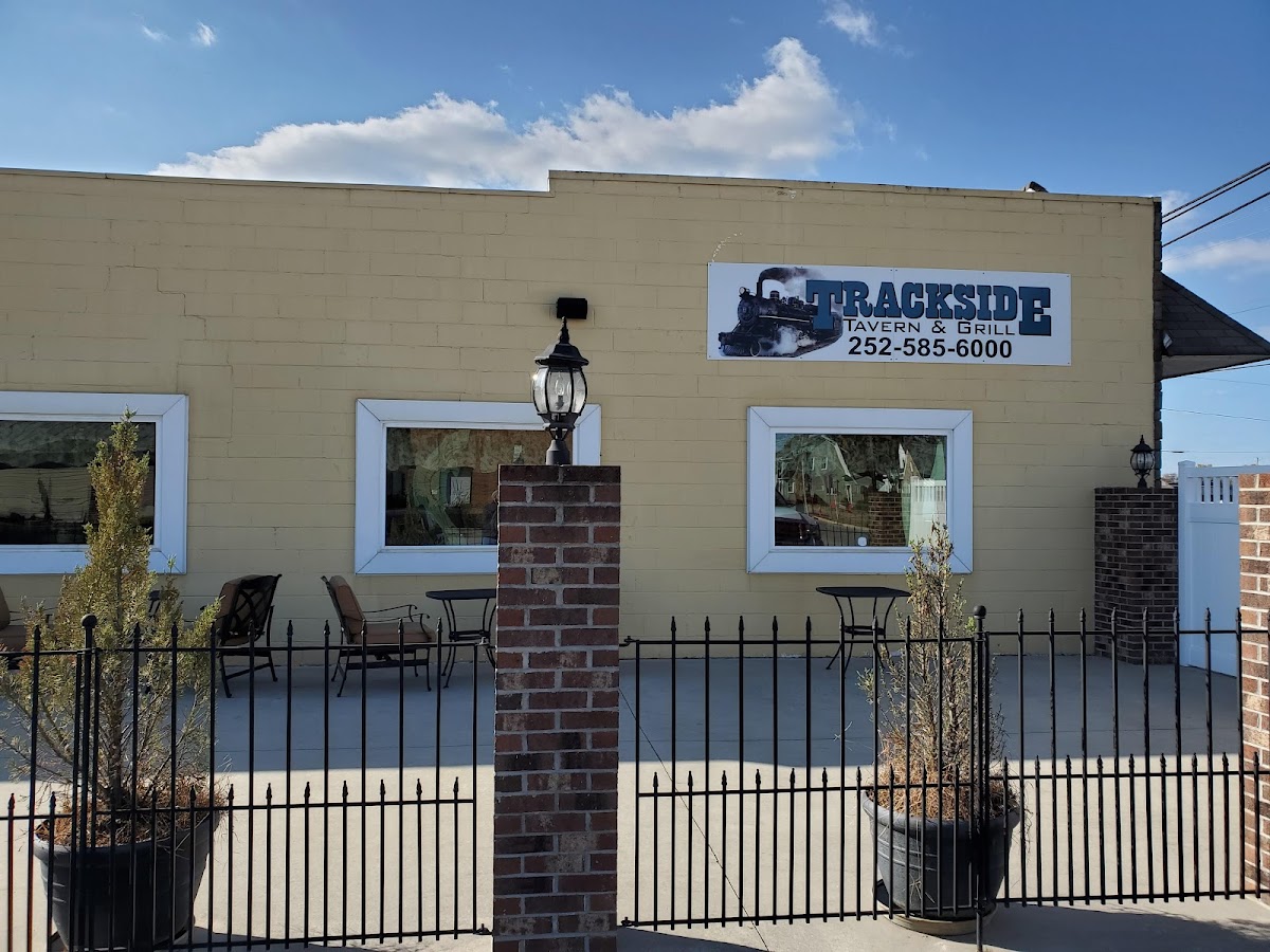 Trackside Tavern and Grill