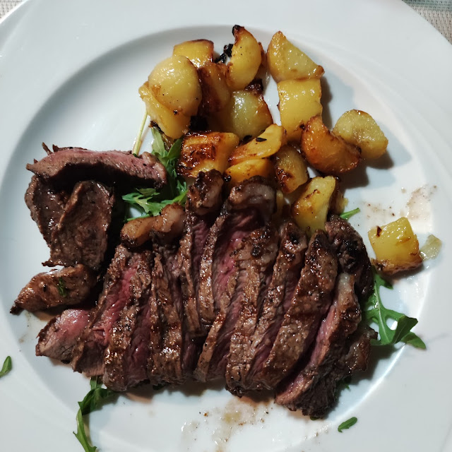 Tagliata Di Picanha E Patate Al Forno