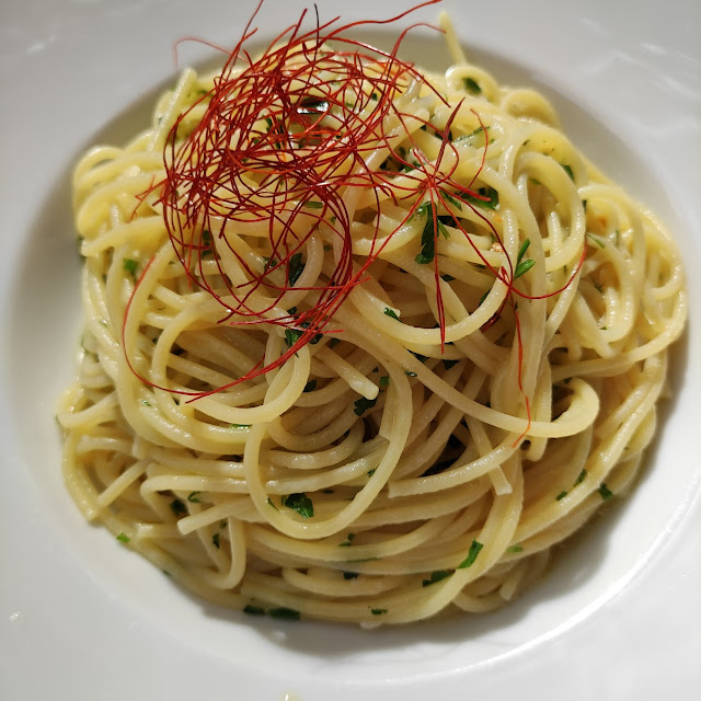 Spaghetti Garlic Oil and Hot Pepper