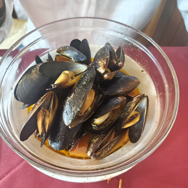 Sopa de Tomate Y Mejillones