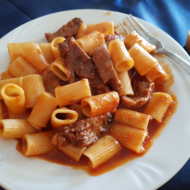 Pasta Con Coda E Ganasce