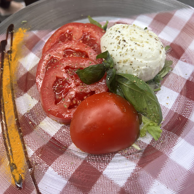 Caprese Con Burrata E Olive