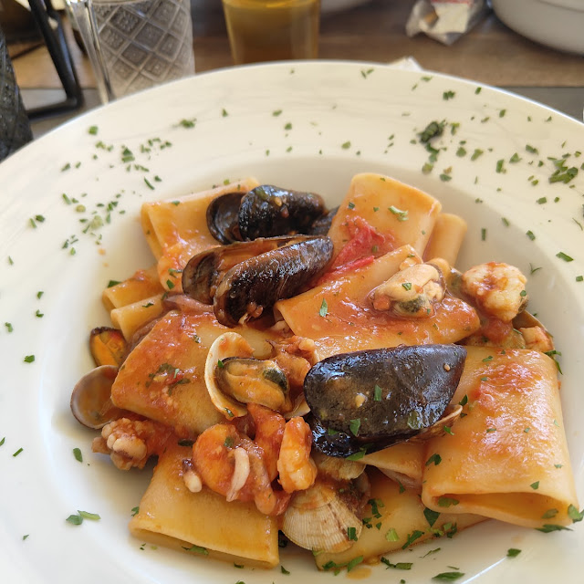 Paccheri Ai Frutti Di Mare