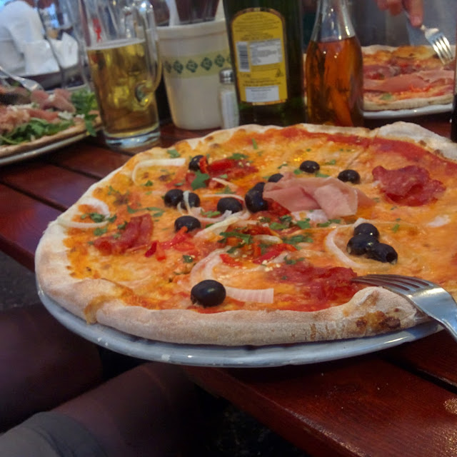 Pizza Prataiola Rucola Parma