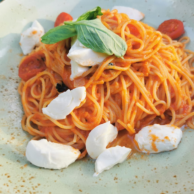 Spaghetti Alla Caprese