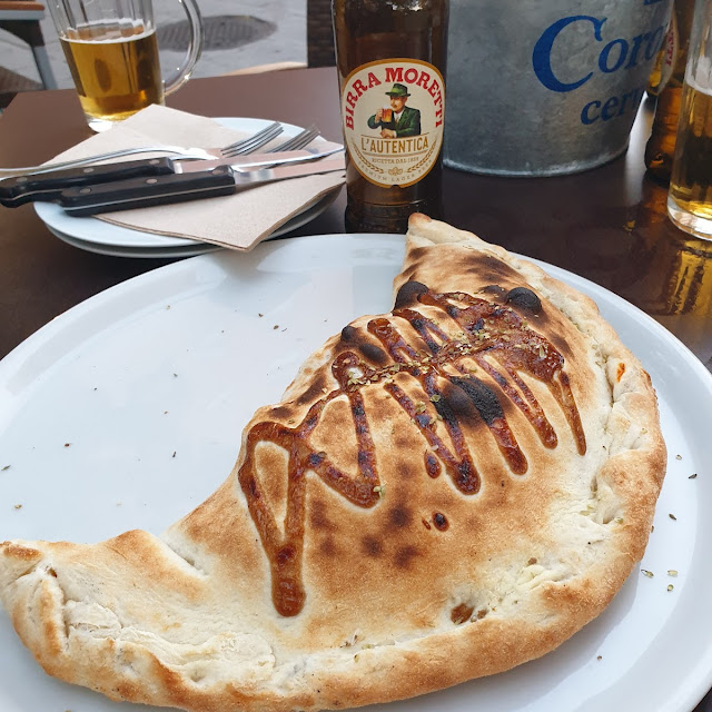 Calzone