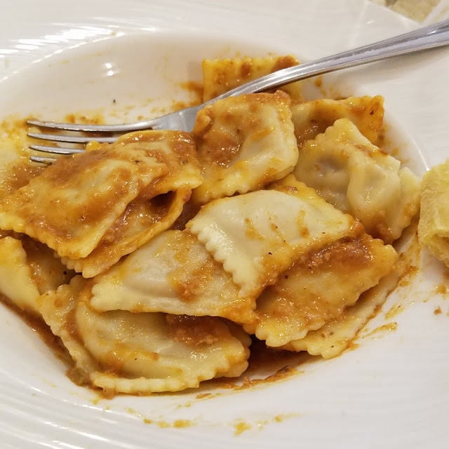 Ravioli Al Sugo