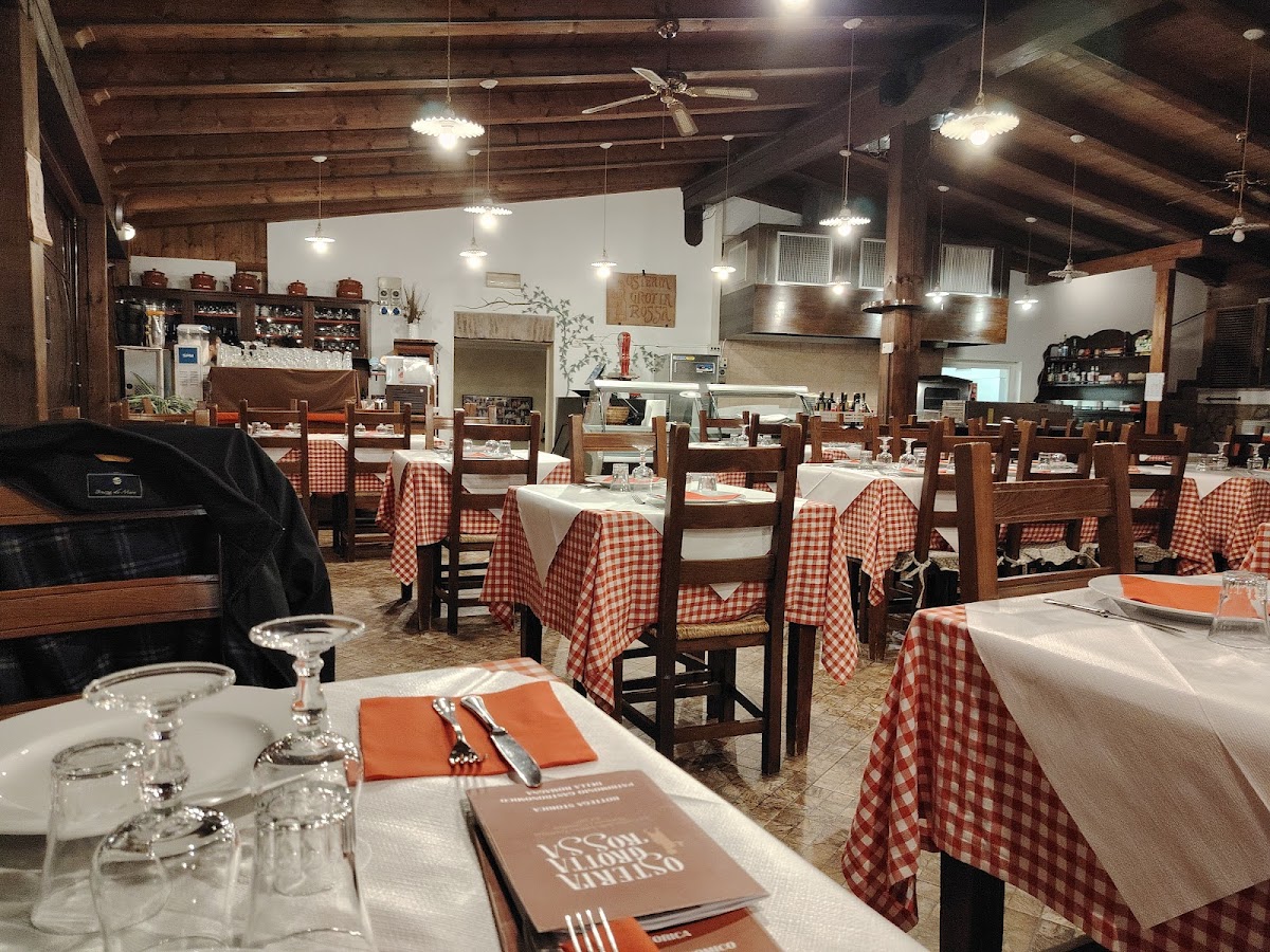 Trattoria Osteria Grotta Rossa